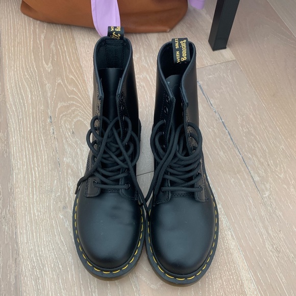 Dr. Martens Shoes - Normal dr martens